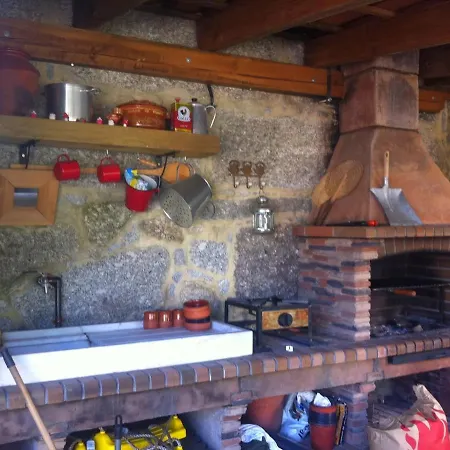 Casa Titos شاليه Estoraos (Braga)